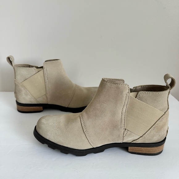 Sorel Women's Ankle Booties in Light Tan - Picture 9 of 14